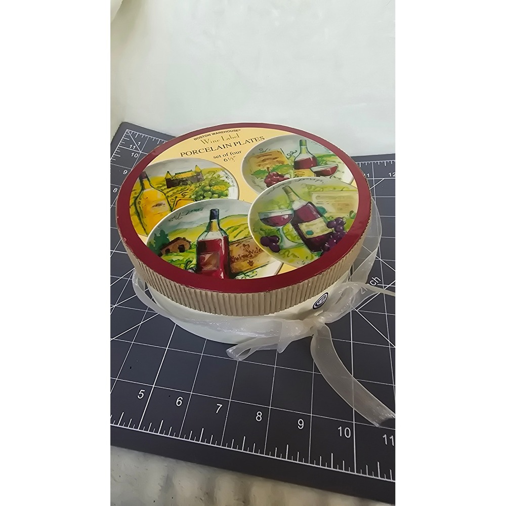 Boston Warehouse Wine Label Porcelain Plates Set of 4 Vineyard 6.5 Inch 2003